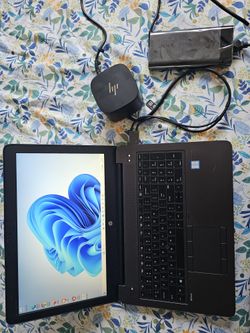 HP Zbook 15 G4 laptop with dock