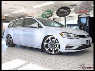2018 Volkswagen Golf SportWagen