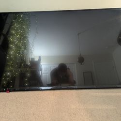 50" HDTV