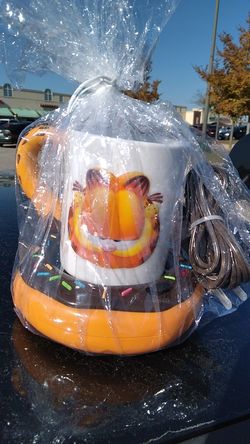 Garfield mug and warmer