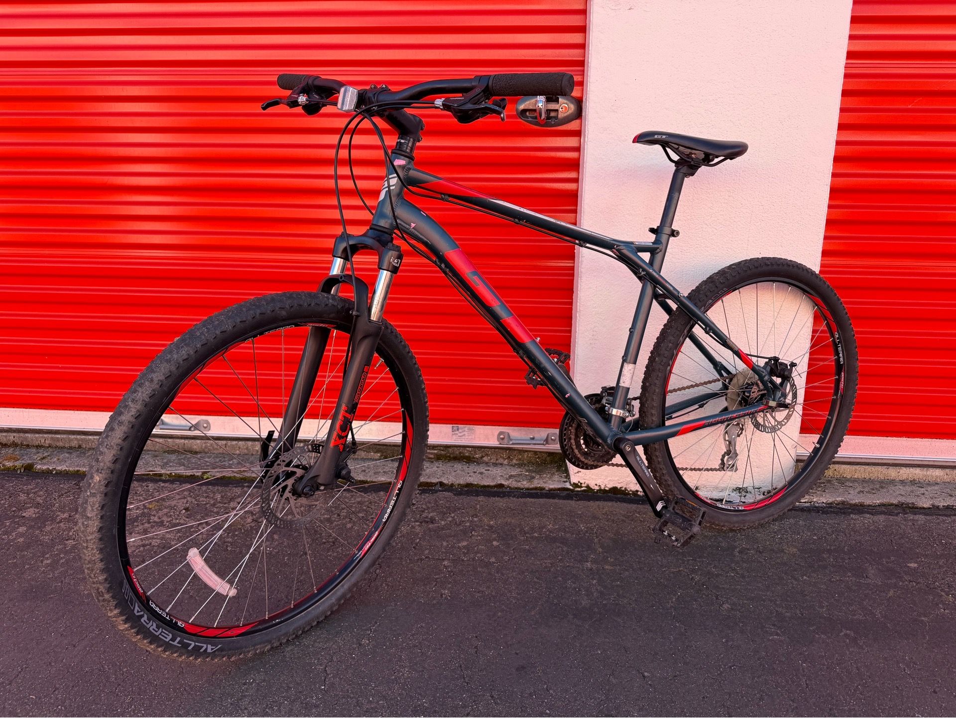 GT AGGRESSOR PRO L