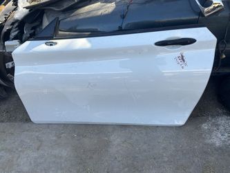2017 to 2022 Infiniti Q60 Front Left Door 