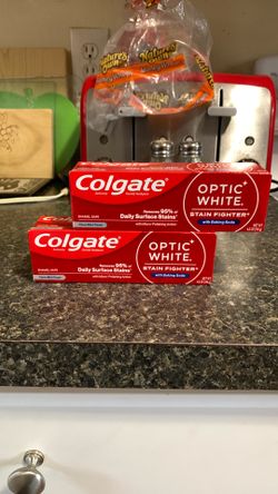 Colgate Optic White Stain Fighter Toothpaste-2 Items!($7.92+ Value)