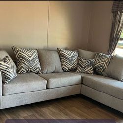 2PC GREY SECTIONAL / SALE🔥🔥🔥🔥