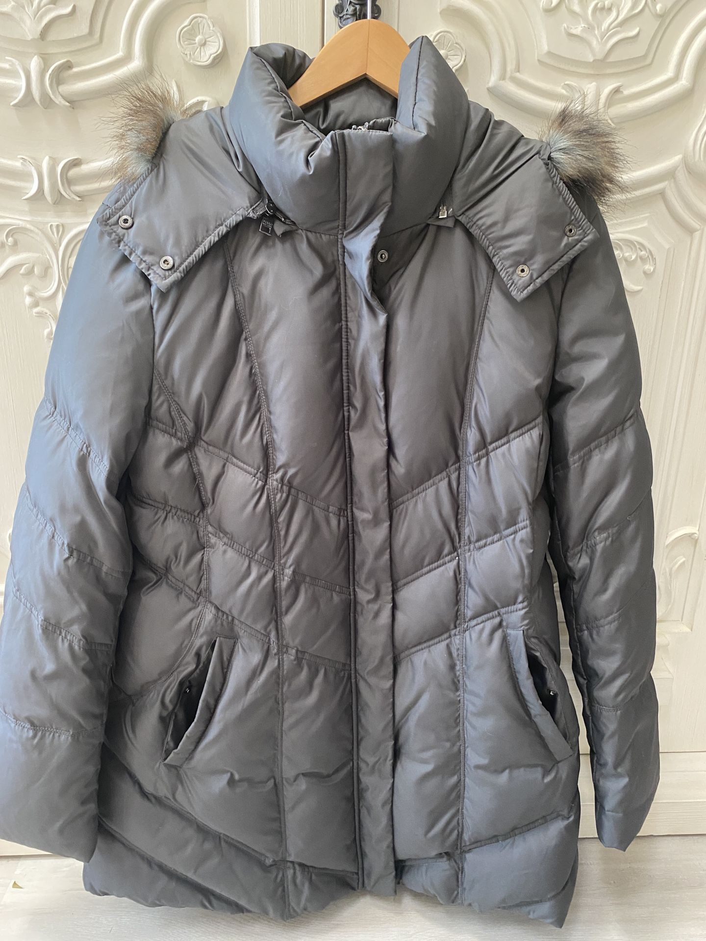 Andrew Marc black faux fur jacket parka warm XL New York GUC winter coat