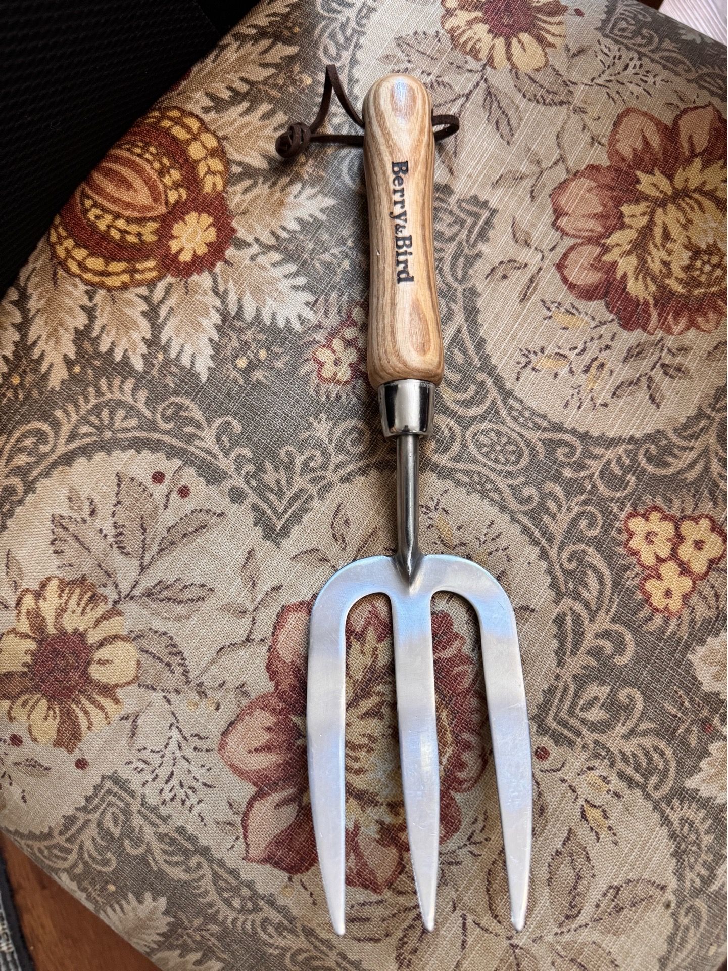 Berry&Bird Gardening Hand Tool. Stainless Steel Garden Tool Kit Multifunctional Tool with Wooden Handle Trowel, Fork & Weeder for Weeding Pl
