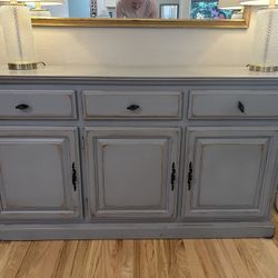 Buffet Table