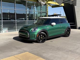 2023 Mini SE Hardtop