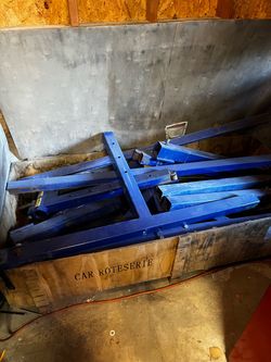 Dodge restoration rotisserie