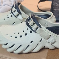 Crocs Echo Clogs