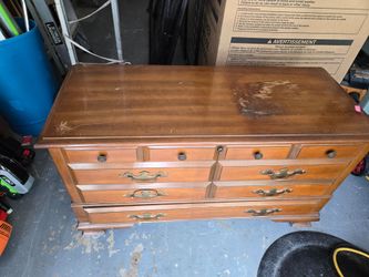 Chest drawer
