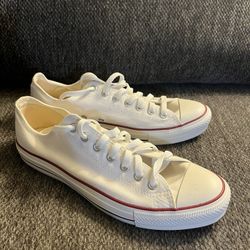 Converse Unisex Sneakers  Men’s 9.5 Women’s 11.5