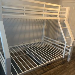 Twin Over Full Bunk Bed -METAL 