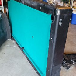 Pool Table, Good Condition 