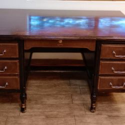 Beautiful Large J.B. Van Sciver Desk
