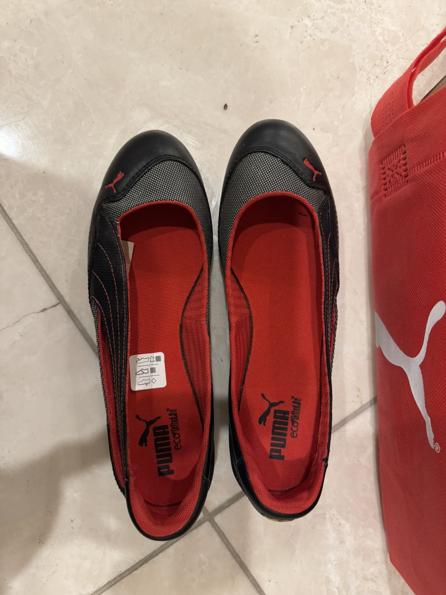 Puma ferrari Limited Edition Collectible Shoes