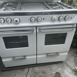 Vintage Stove 