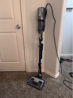 Shark Vertex Vacuum Cleaner