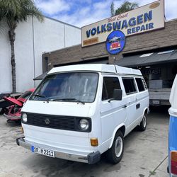 1980 VW Vanagon Westfalia Pop Top