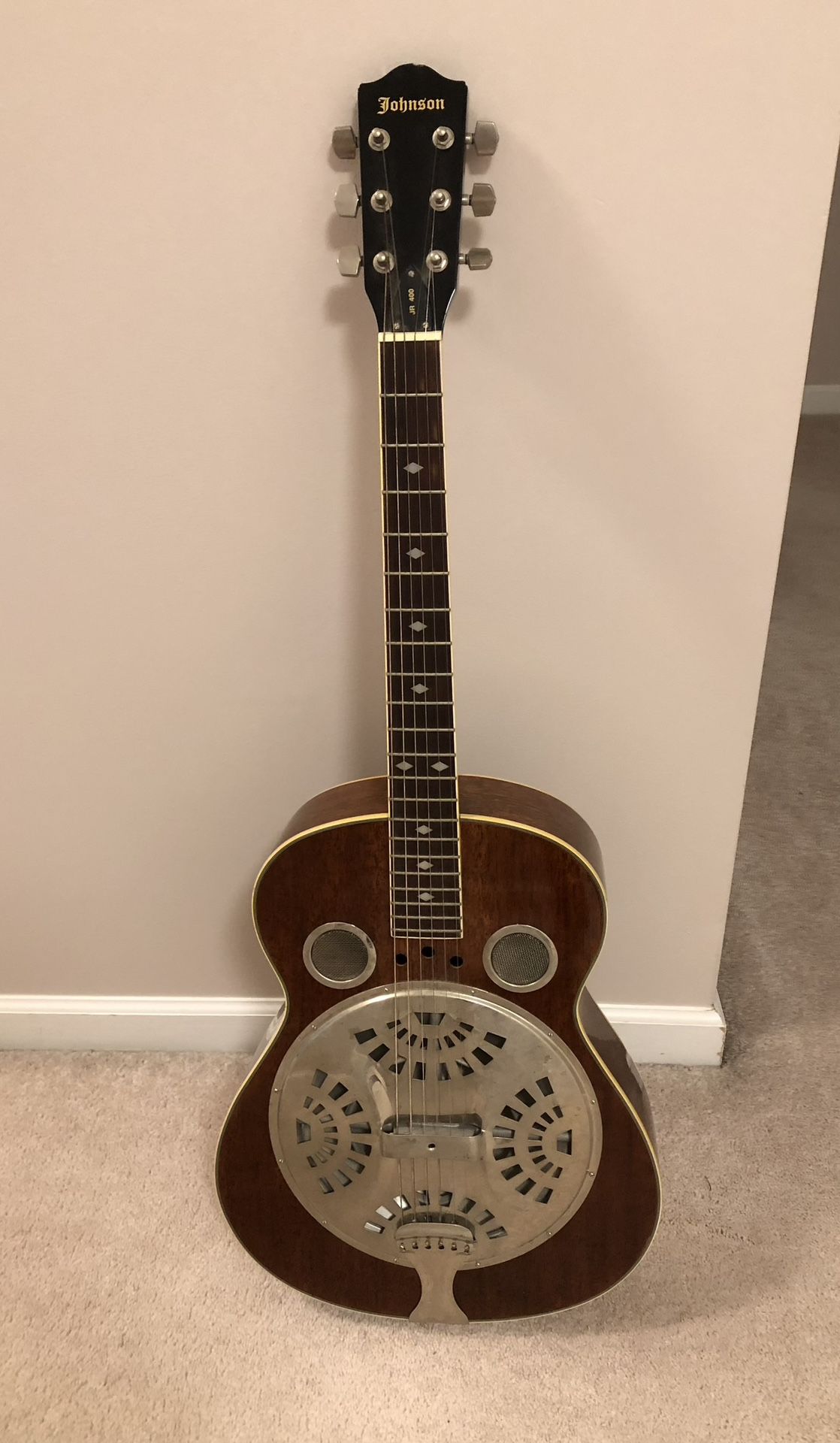 Round Neck Resonator Guitar
