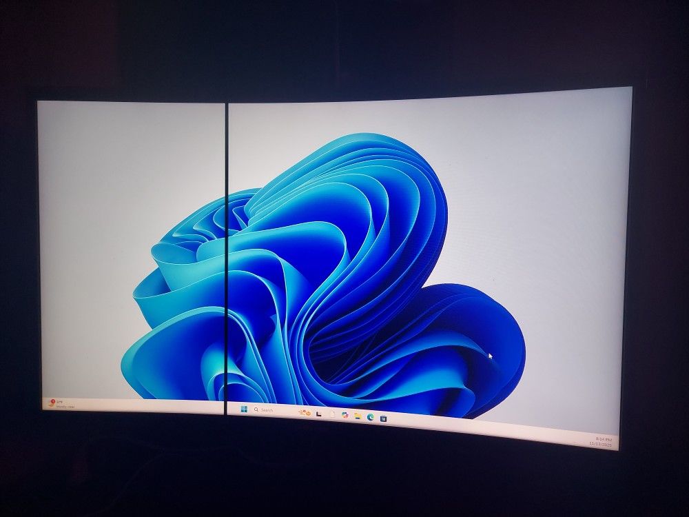 27in Samsung Curved Monitor 