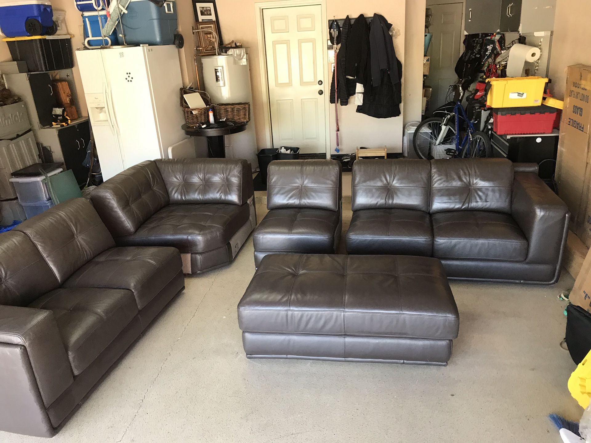 5-piece Sectional Couch, Dark Brown Leather, FREE DELIVERY AND SHIPPING IN THE THE PHX METRO AREA!