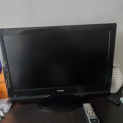 32 Inch Toshiba TV - Black
