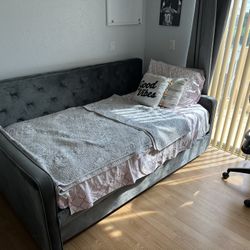Twin Bed ( 2 In One ! ) NEED GONE ASAP !!! 