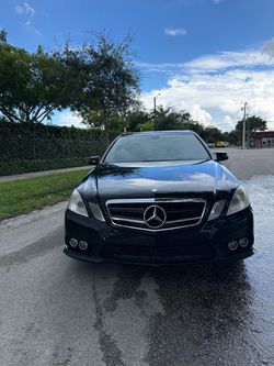 Mercedes E(contact info removed) Clean Black Runs Great!! Offer!!