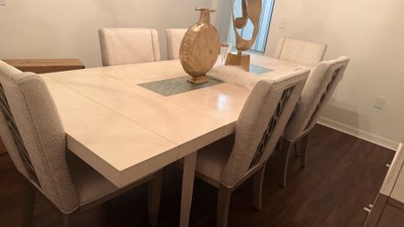 Dining table sets