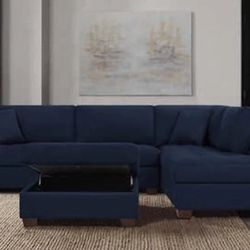 Thomasville Miles Fabric Sectional with Storage Ottoman
