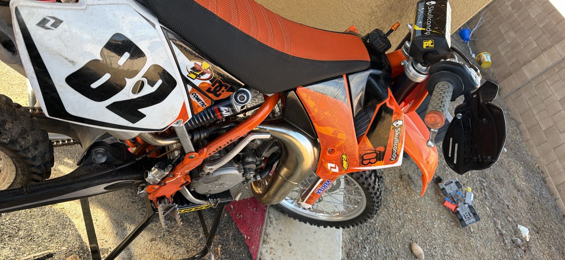 It Runs Really Good. It Has Title And It’s A Good Obo Wheelie Bike And A Racing Bike And It’s Fast.