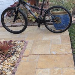 Bicycle/ Specialized Myka Mountain Bike 26" Great Condition!