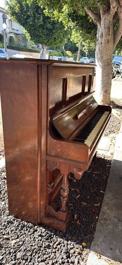 Baltimore Baby Grand Piano