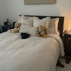 Ikea Malm Bed! Full Size! Complete with Mattress!