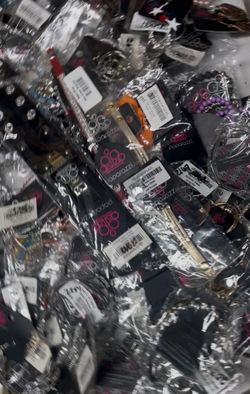 Jewelry *NEW* 50 pieces Paparazzi Lot - Bracelets - Earrings
