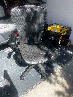 Herman Miller Aeron Office Chair size c large