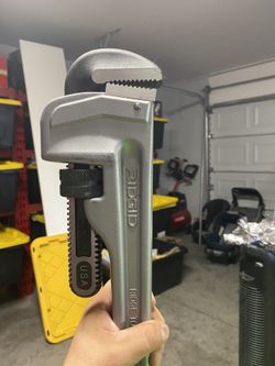 Ridgid pipe wrench 24 inch aluminum