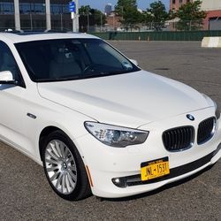 2011 BMW 5-Series Gran Turismo
