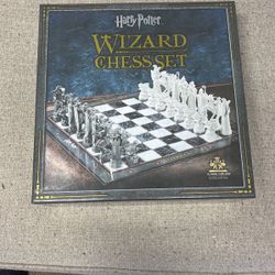 Harry Potter Wizard Chess Set 