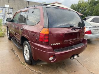 2004 ENVOY, 165,000MILES RUNS GREAT, ENGINE & TRANS IN GOOD CONDITION, JUST NEEDS SOME TLC RUNS & DRIVES CLEAN TITLE $2200FIRM AC/HEAT WORKS GREATS
