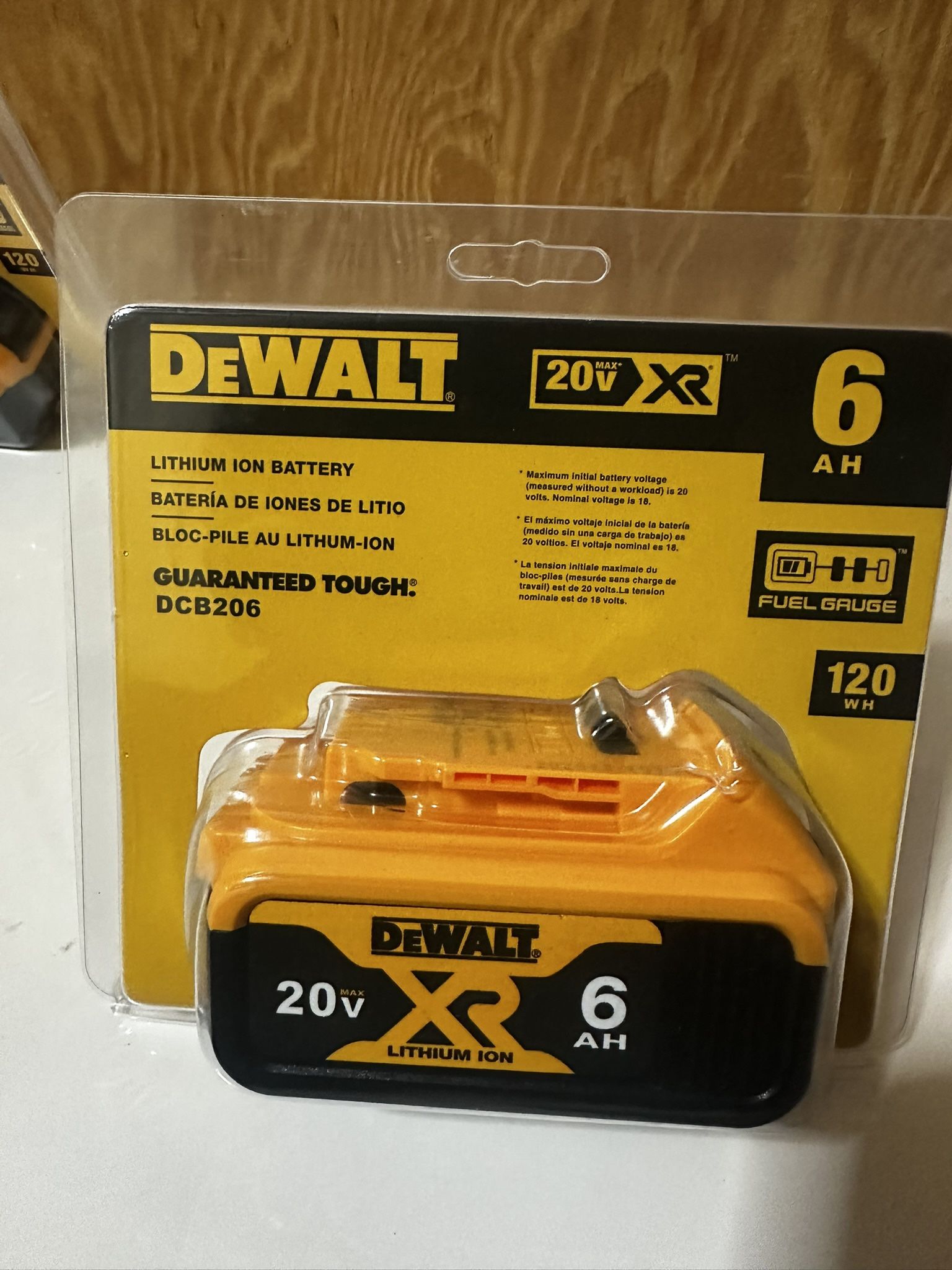 DEWALT ~ DCB206 ~ 20V 6Ah Power Tool Battery