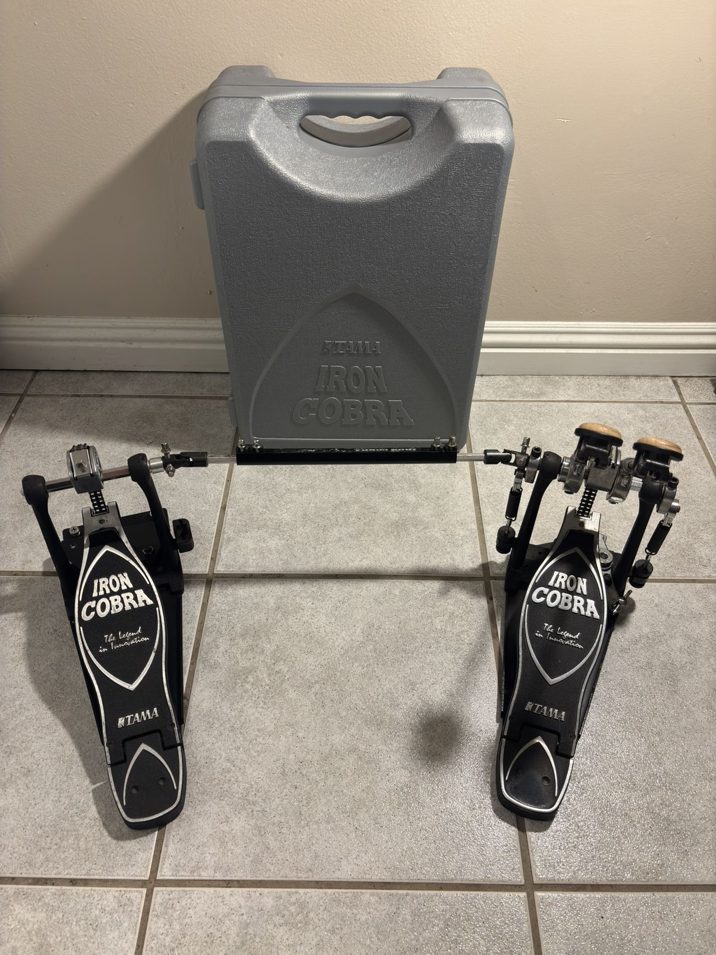Tama Iron Cobra 900 Rolling Glide Double/Twin Pedal HP900RTW & Carrying Case