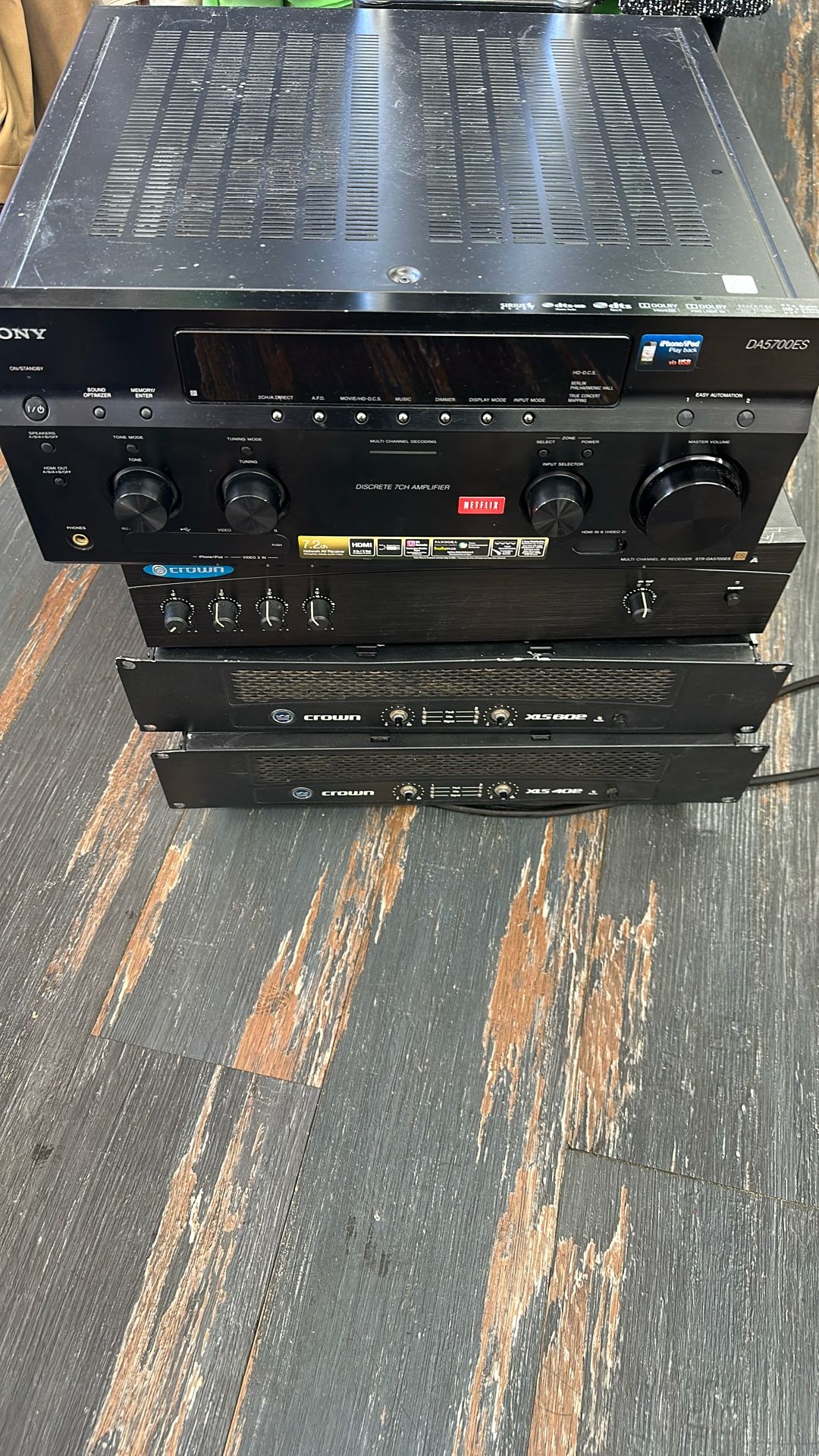 Sony DA 5700ES AV Receiver 3 Crown Amplifiers XL 402 XL 602 180 MA