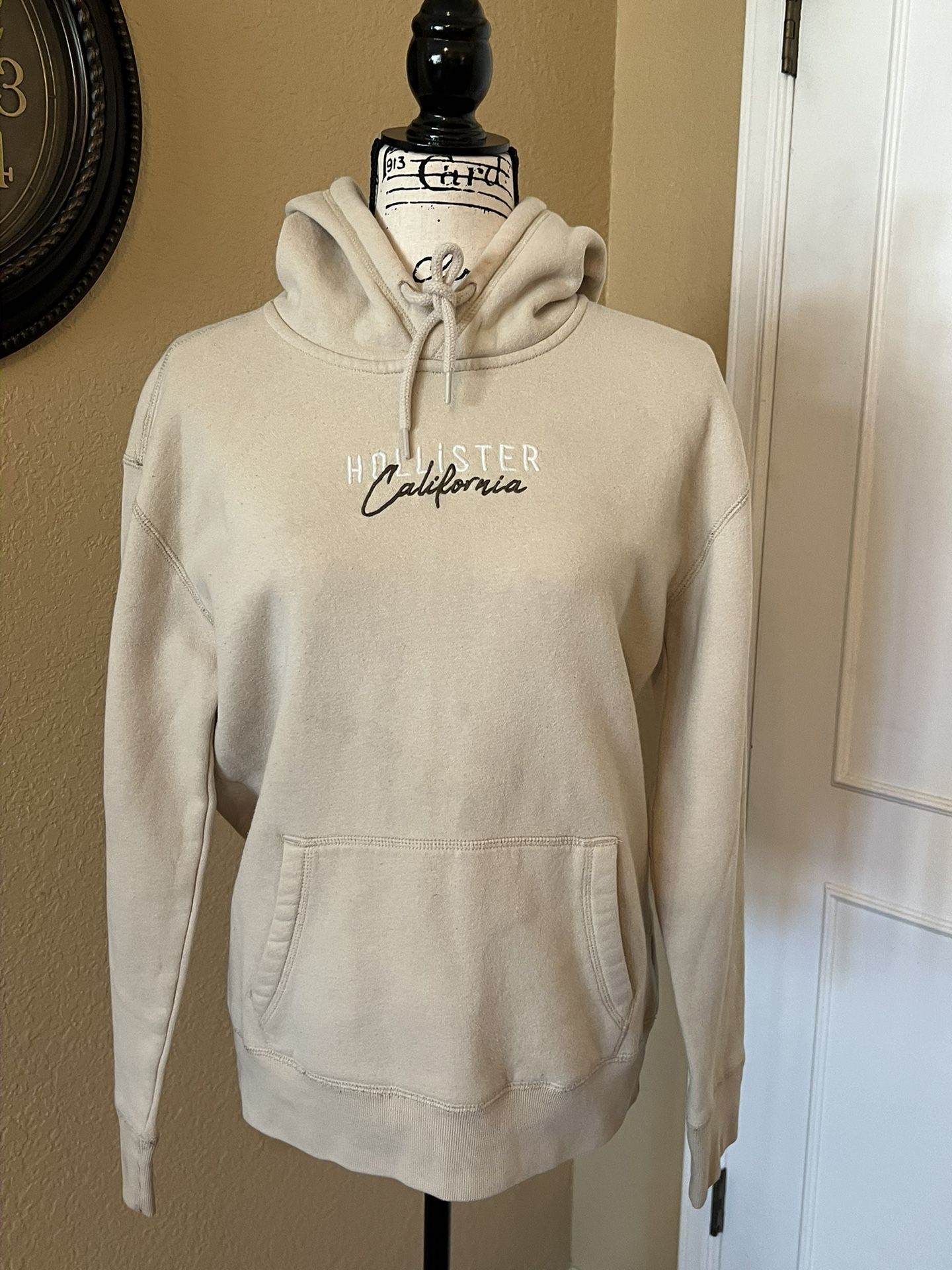 Hollister Sweatshirt