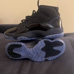 Air Jordan Retro 11 Cap And Gown Size 13M