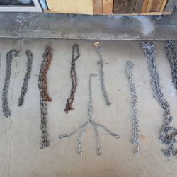 Assortment Of Chains Different Shapes Sizes With Locks 
