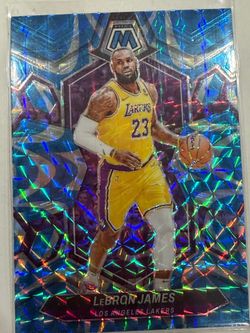 LeBron James Panini Mosaic Prizm Lakers Card