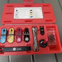 Matco Tools 8-Piece Fuel and Transmission Line Disconnect Set