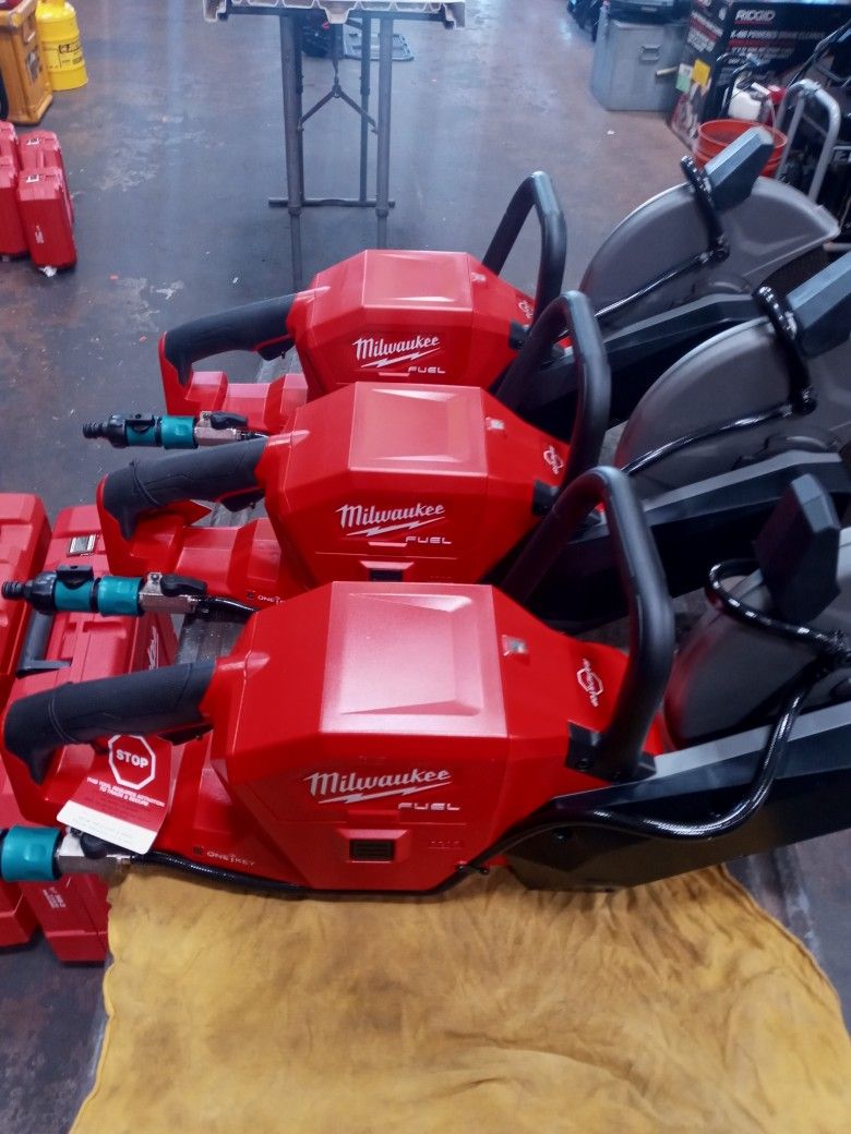 Like New Milwaukee 2786-20 9-inch Cut-off Saw $330 Each Tool Only